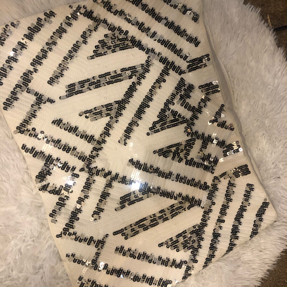 Sequined express skirt
